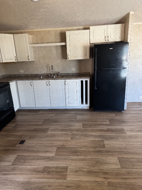 Building Photo - 50 Old Train Rd