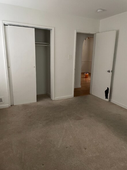 Building Photo - 2710 Fort Baker Dr SE