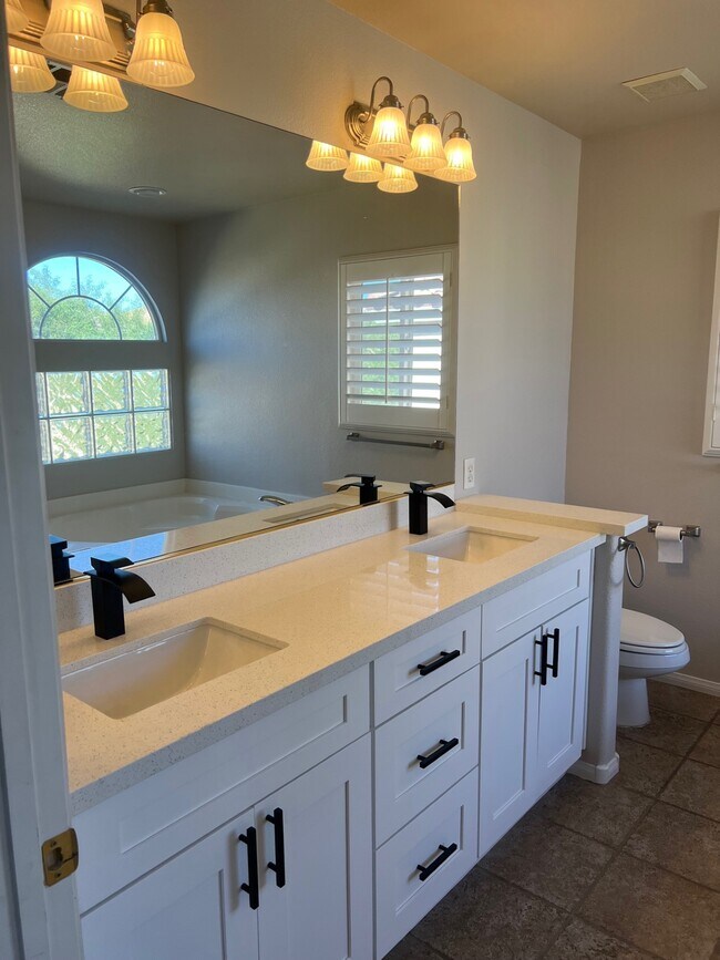 Building Photo - 10760 Teton Village Ct