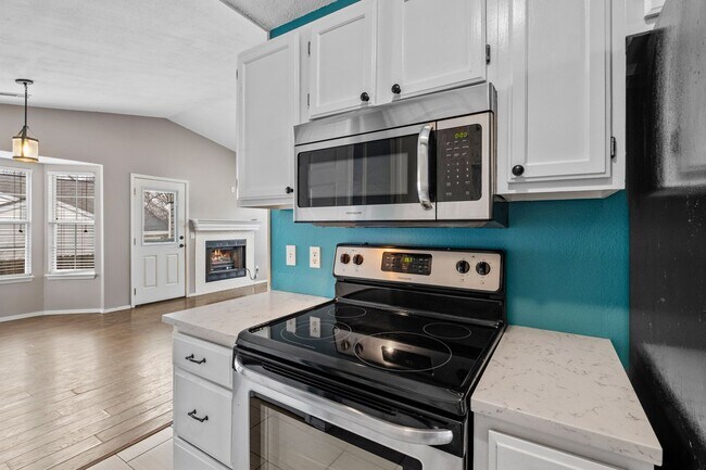 Building Photo - Affordable 2-Bedroom Home for Lease in Fayetteville, AR