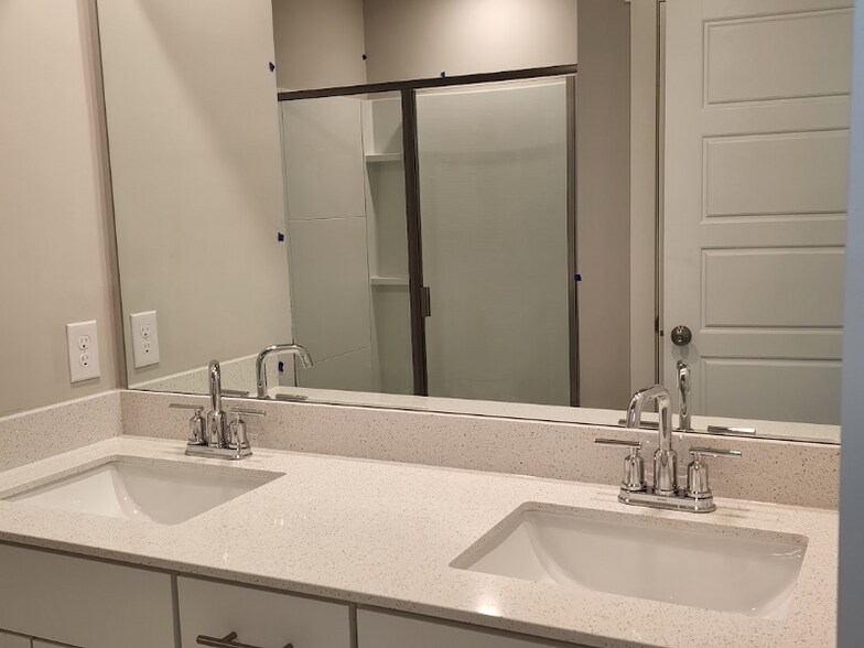 Building Photo - 2292 Hospitality Ln