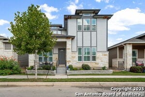 Building Photo - 620 N Guenther Ave