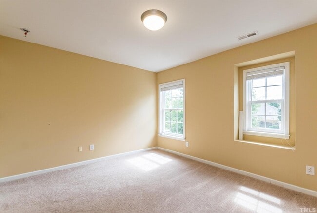 Building Photo - 213 Bikram Dr