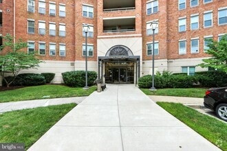 Building Photo - 7317 Eden Brook Dr