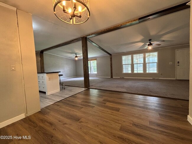 Building Photo - 180 Quails Cove