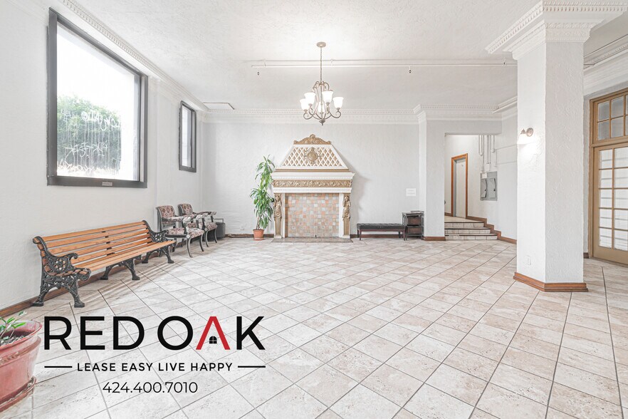 Building Photo - 3918 Beverly Blvd