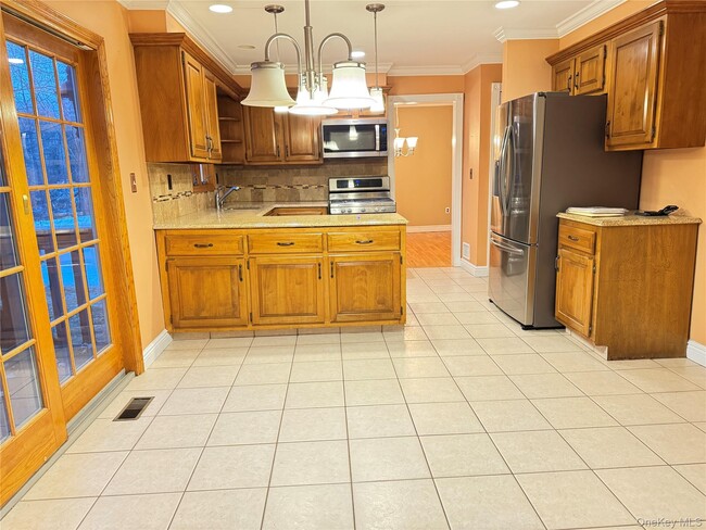 Building Photo - 9 Glen Rose Ct