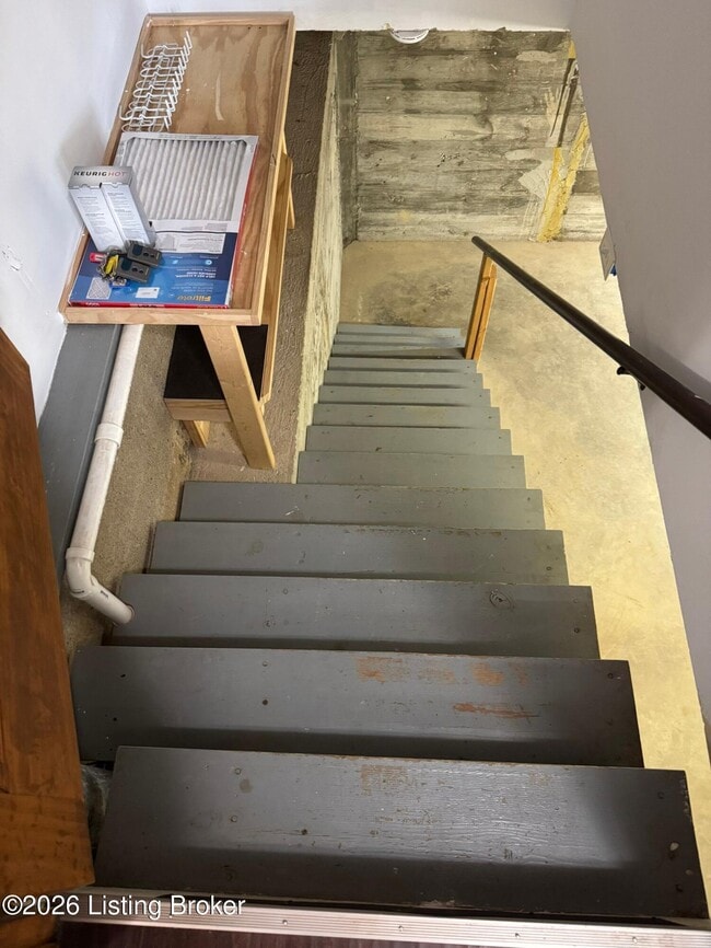 Building Photo - 113 Southview Terrace