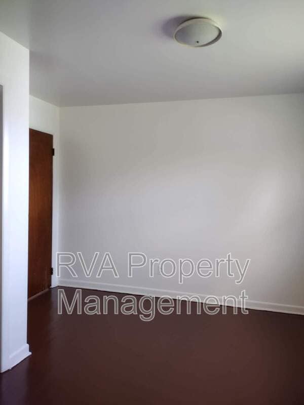 Building Photo - 1311 Beazley St