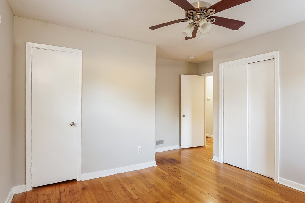 Building Photo - 216 Westwood Dr