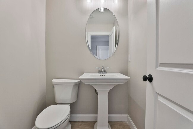 Building Photo - 39b Windsor lane