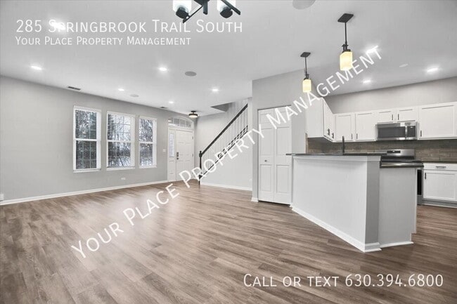 Building Photo - 285 Springbrook Trail S
