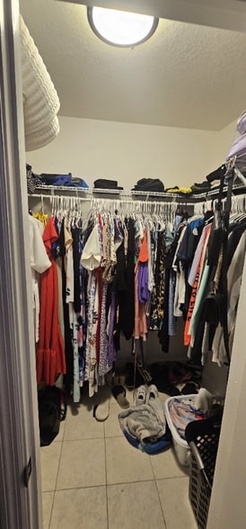 Building Photo - 5975 Spearman Cir