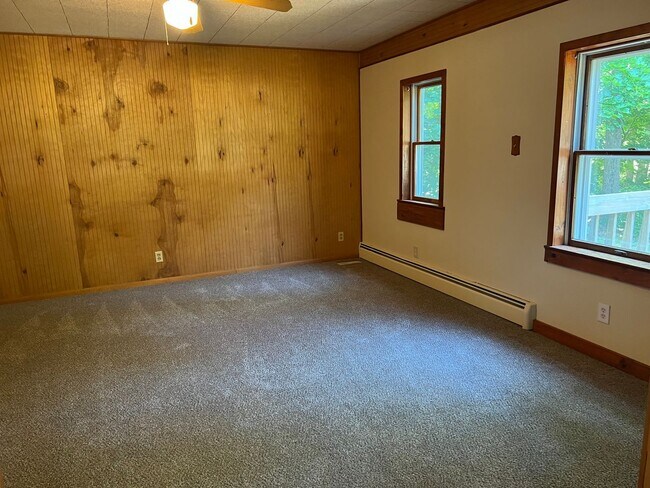 Building Photo - Quakertown Cape in Private Setting