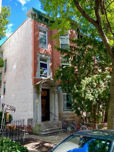 Building Photo - 17 Warwick Rd