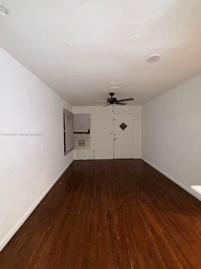 Building Photo - 1955 Taylor St