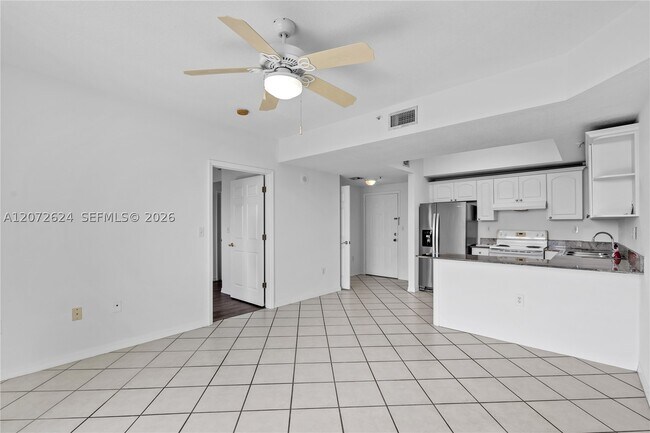 Building Photo - 3500 Coral Wy