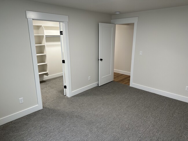 Building Photo - 2237 W 1370 N