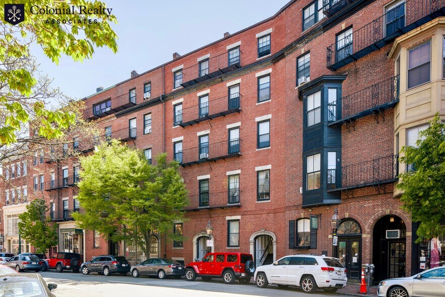 Building Photo - 92 Charles St
