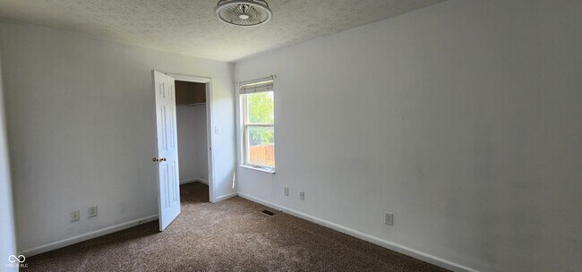 Building Photo - 12472 Buccaneers Dr