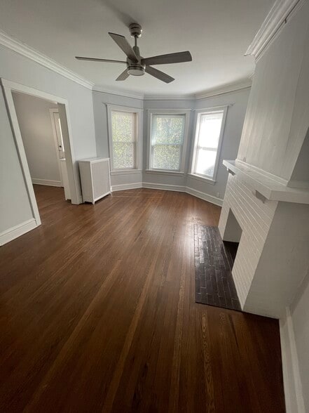 Building Photo - 918 W Gunnison St