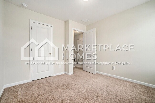 Building Photo - 6420 Mountain Home Way