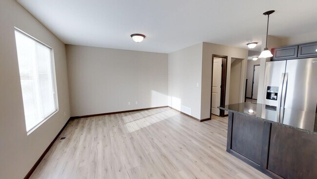 Building Photo - Fawn Grove