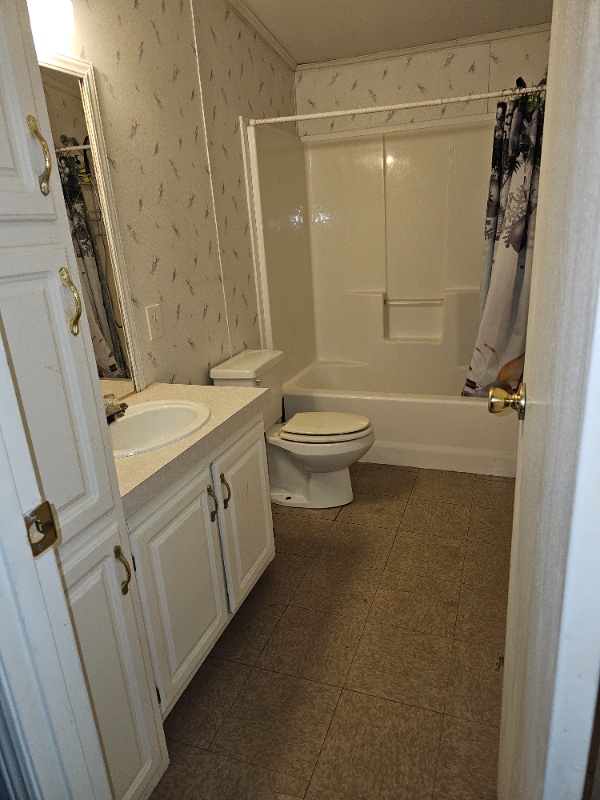 Building Photo - 5408 Phillips Cir