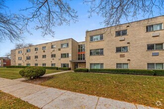 Building Photo - 2 bedroom in Chicago IL 60660