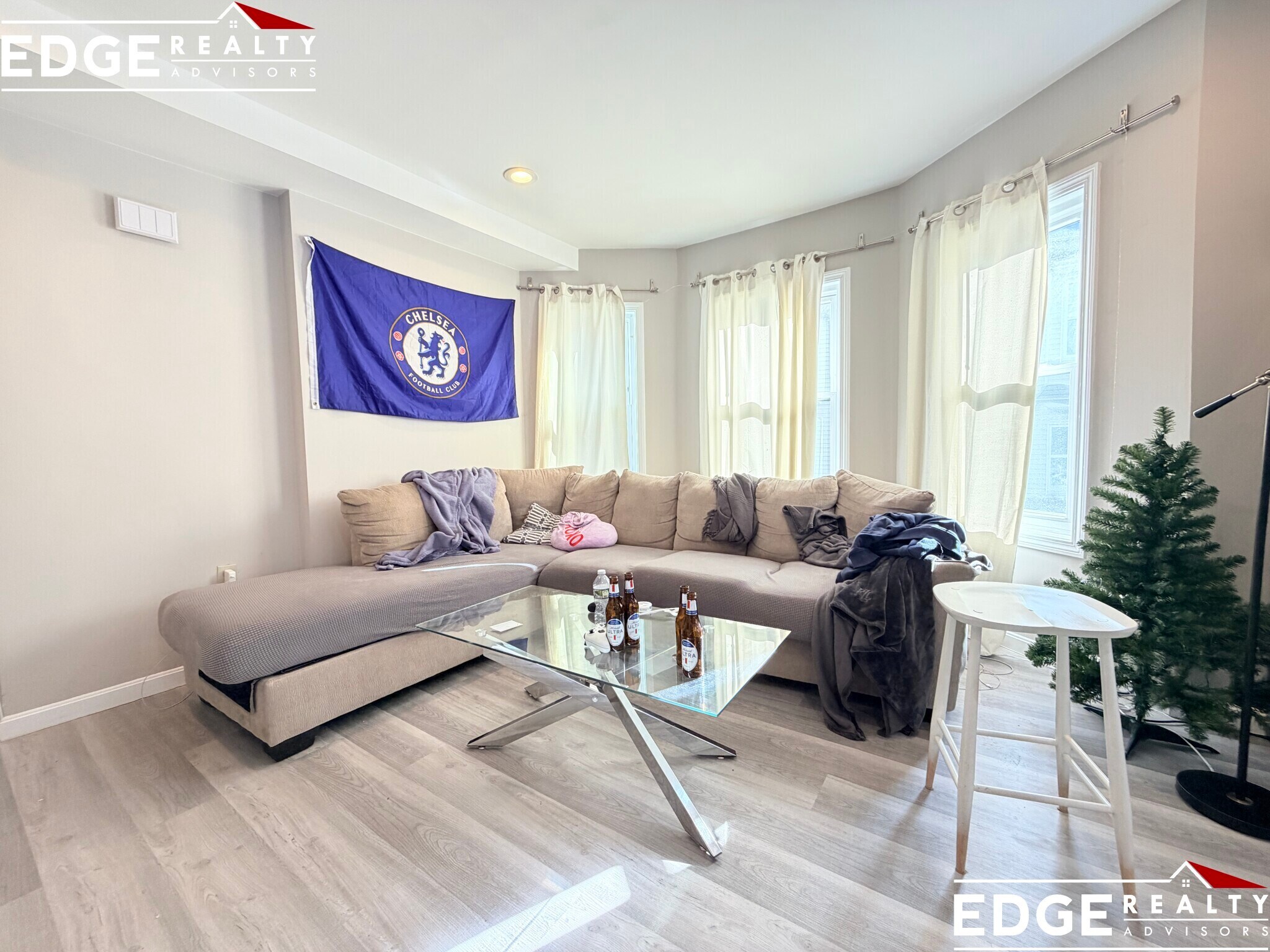 Building Photo - 62 Quint Ave