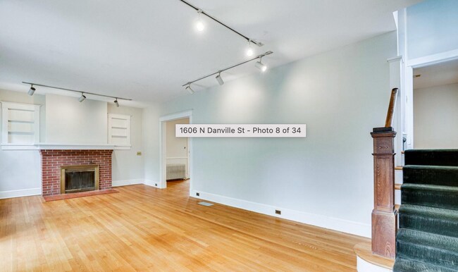 Building Photo - 1606 N Danville St
