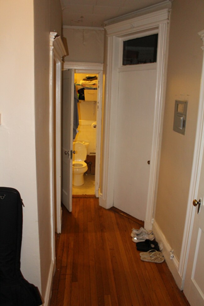 Building Photo - 52 Charlesgate E