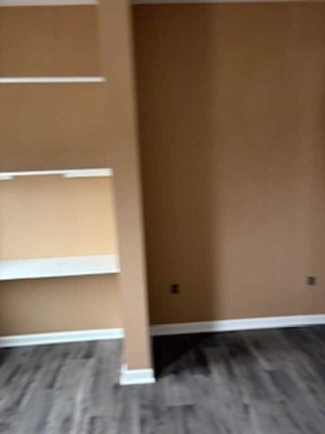 Building Photo - 303 Franklin St