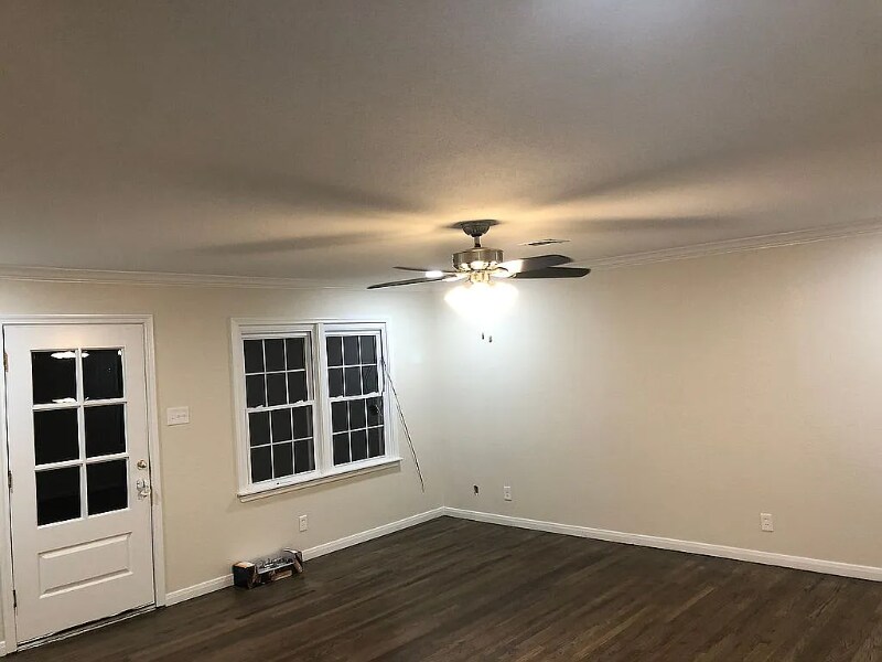 Building Photo - 311 Santa Fe Dr