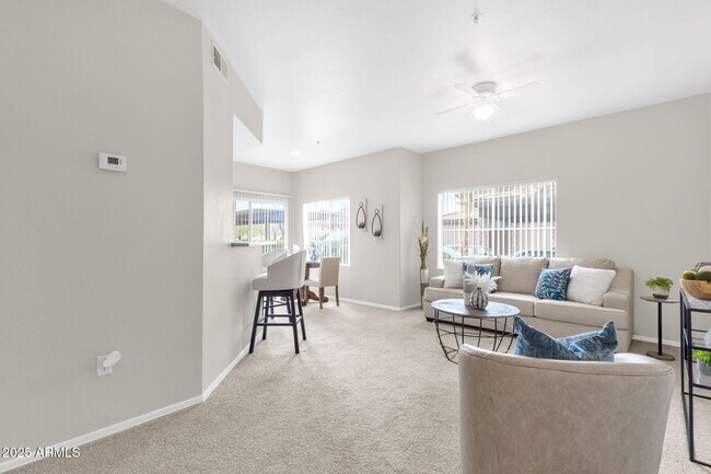 Building Photo - 13700 N Fountain Hills Blvd