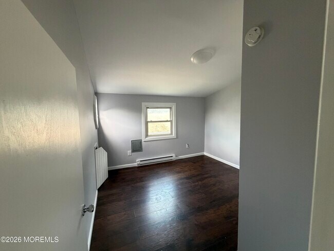 Building Photo - 78 Manning Pl