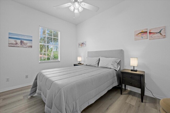 Building Photo - 4986 Bonsai Cir