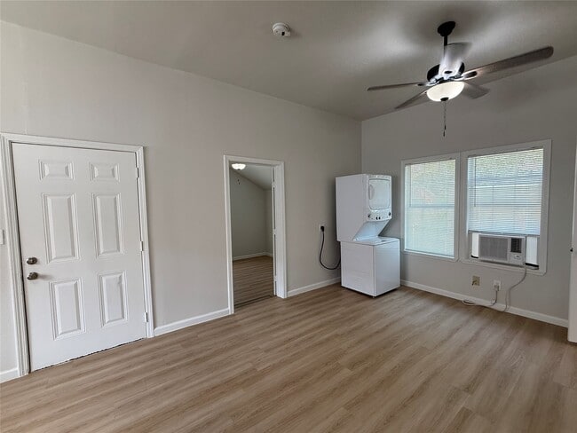 Building Photo - 7427 Avenue I