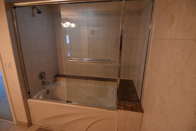 Master Bathroom - 150 NE 15th Ave