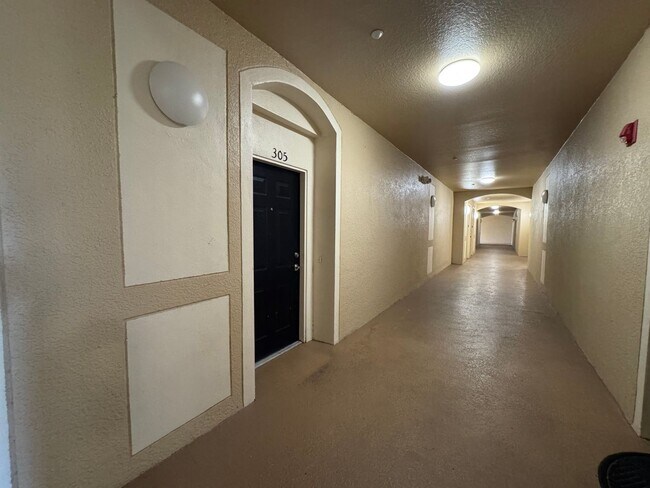 Building Photo - Beautiful 3 Bed, 2 Bath Condo in Desirable Stonebridge Place – MetroWest