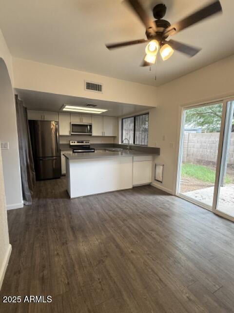 Building Photo - 7801 N 44th Dr