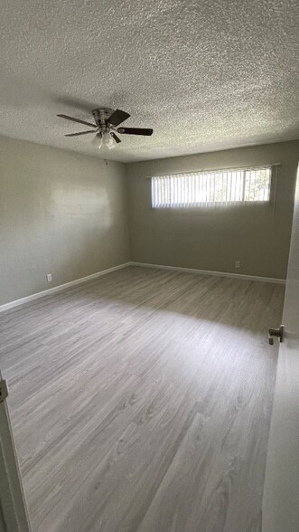 Building Photo - 1818 Rexford Dr