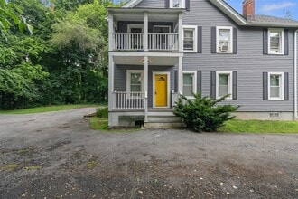 Building Photo - 281 Violet Ave
