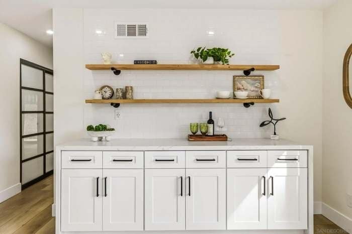 Building Photo - 8921 Revelstoke Way