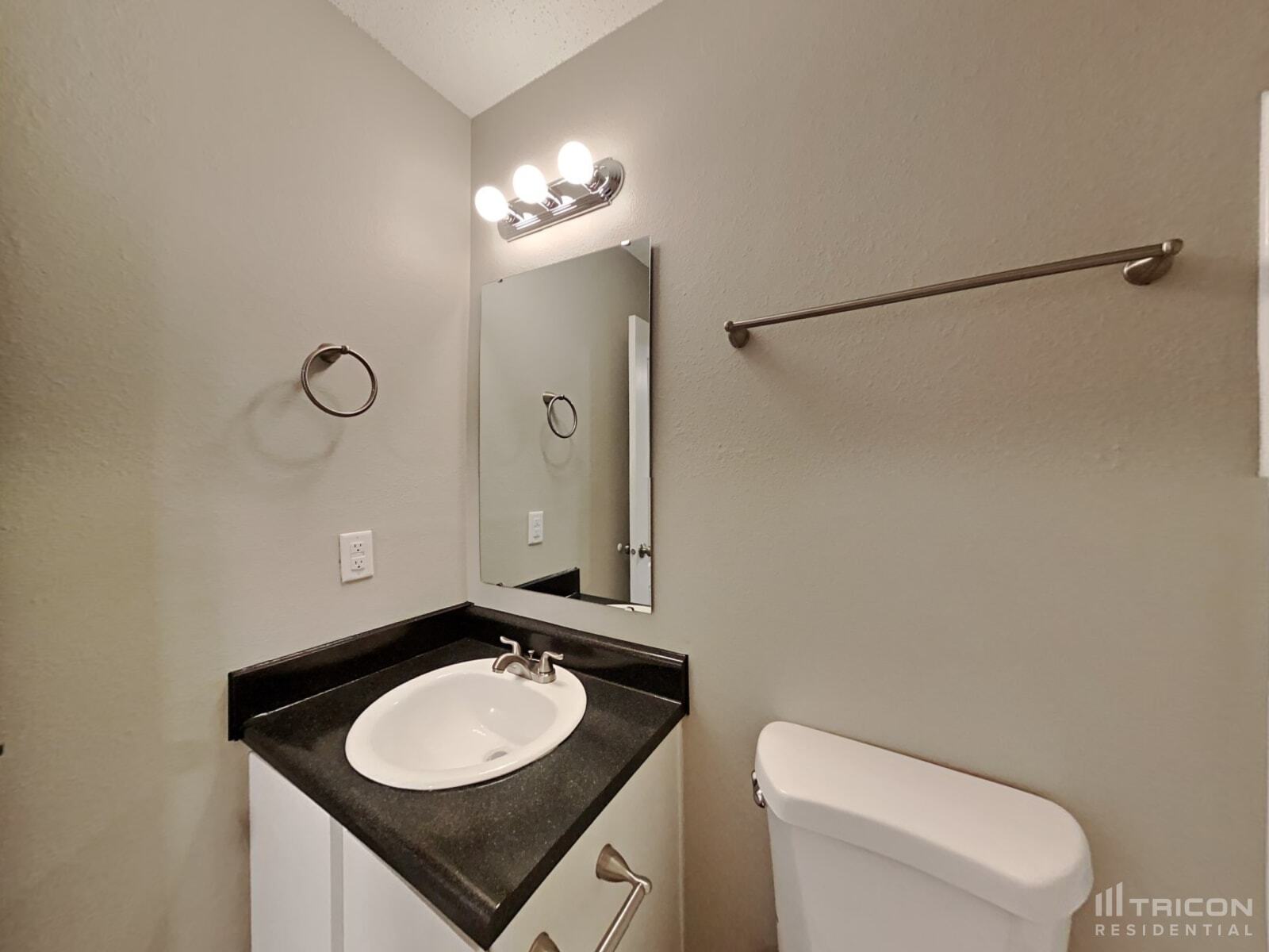Building Photo - 6238 Monteo Ln