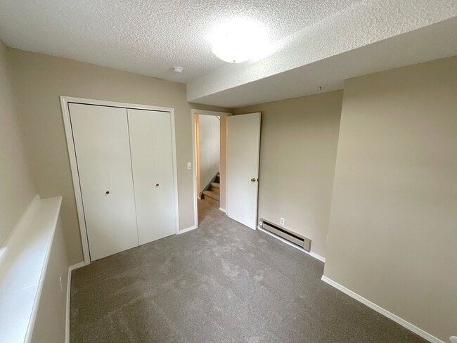 Building Photo - 8214 Steadman Dr
