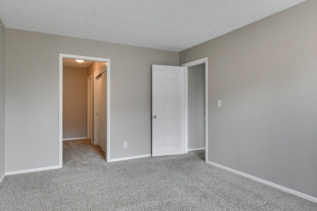 Building Photo - 500 S 37th St