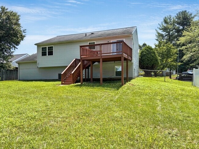Building Photo - 3902 Norwalk Pl