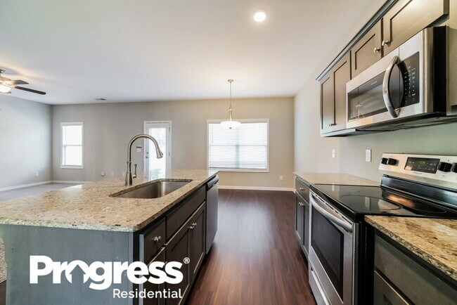 Building Photo - 286 Waters Edge Pkwy