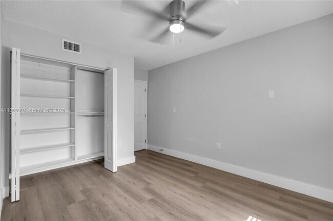 Building Photo - 560 NE 63rd St